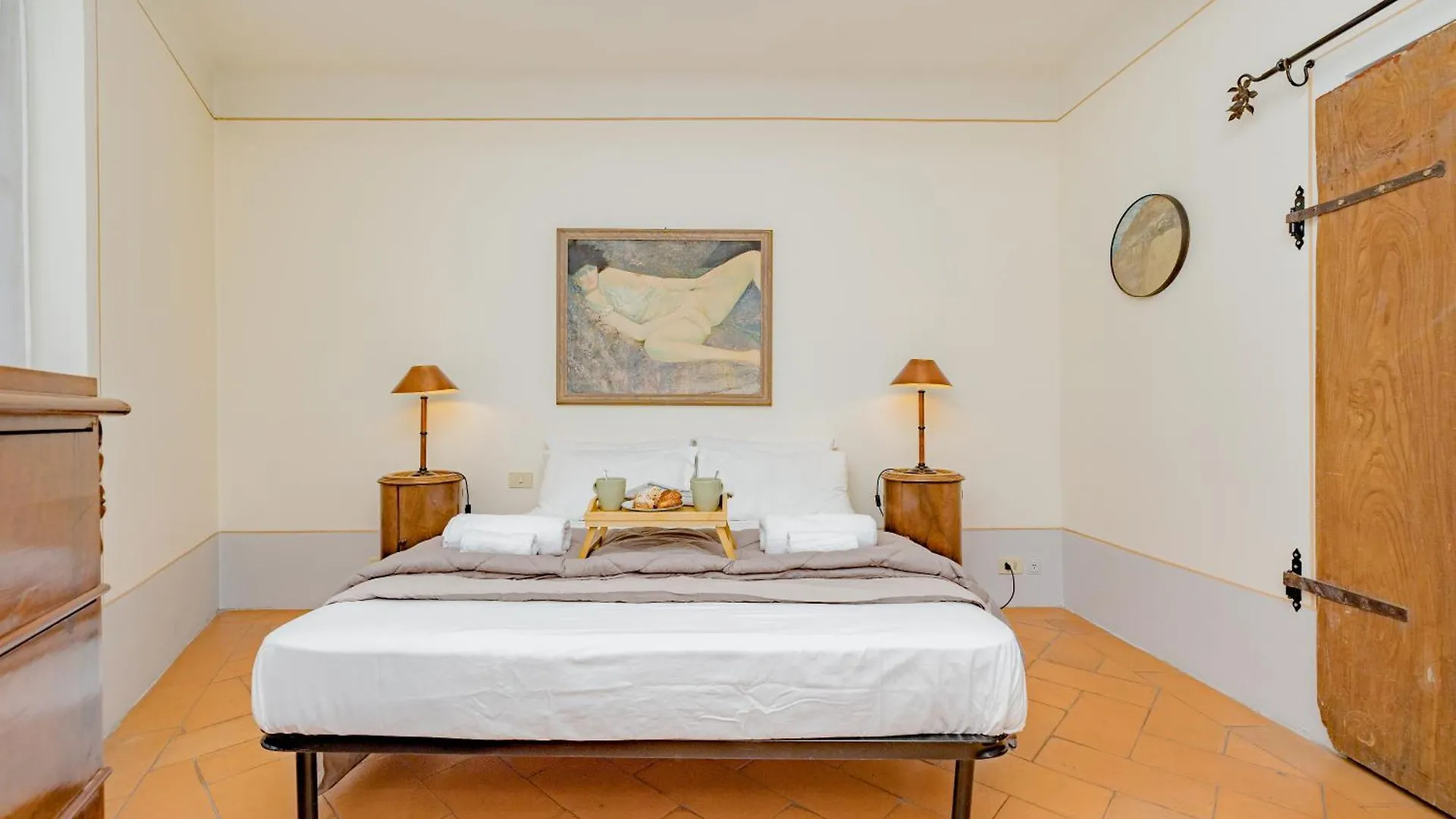 Luxury Naviglio House - 10 Min Cathedral Apartment Milan 0*,  Italy