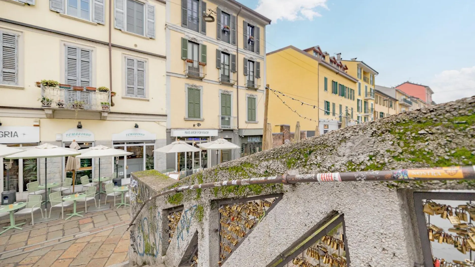 Luxury Naviglio House - 10 Min Cathedral Apartment Milan