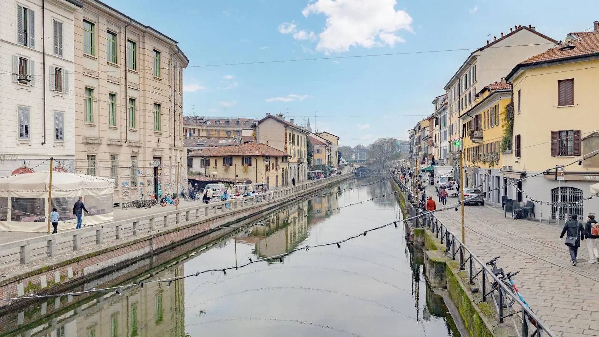 Luxury Naviglio House - 10 Min Cathedral Apartment Milan 0*,  Italy