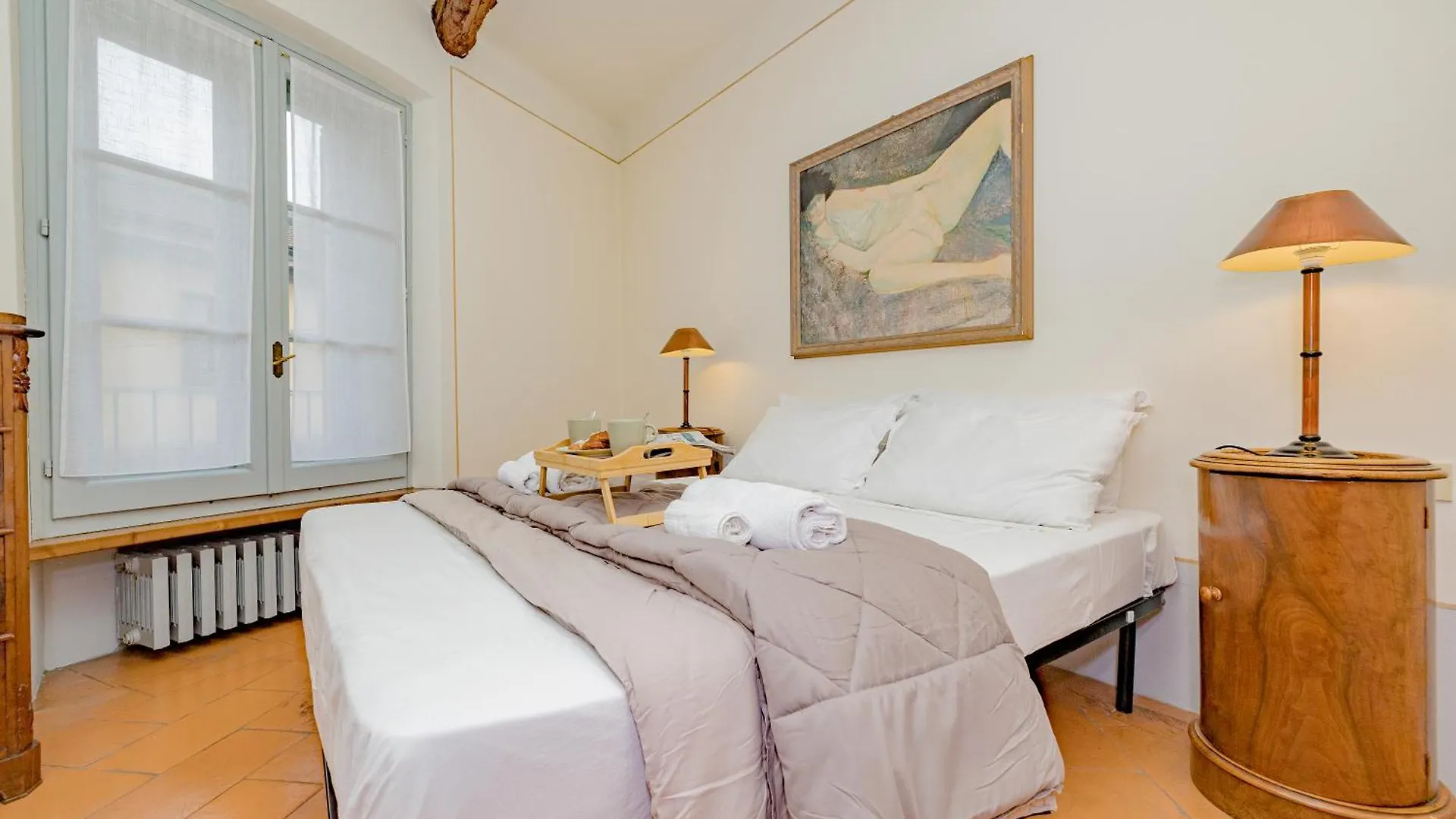 Luxury Naviglio House - 10 Min Cathedral Apartment Milan