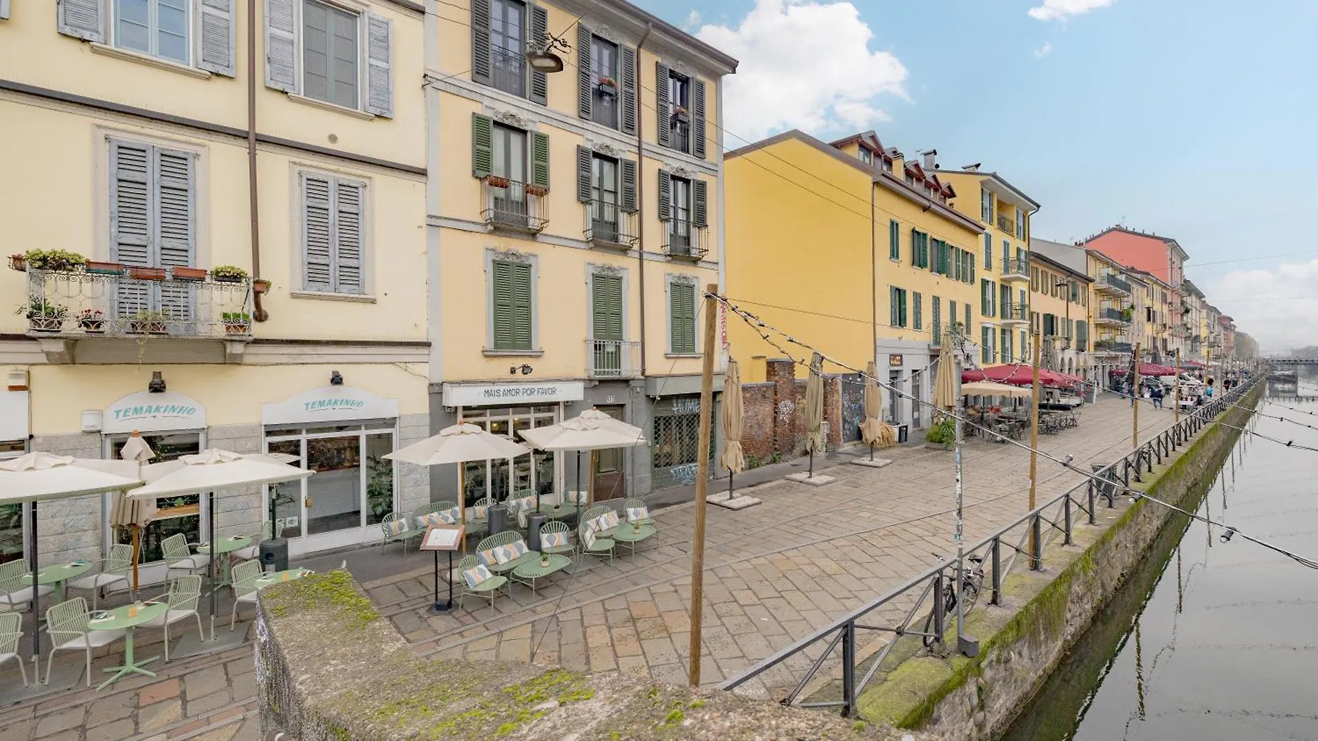 Luxury Naviglio House - 10 Min Cathedral Apartment Milan