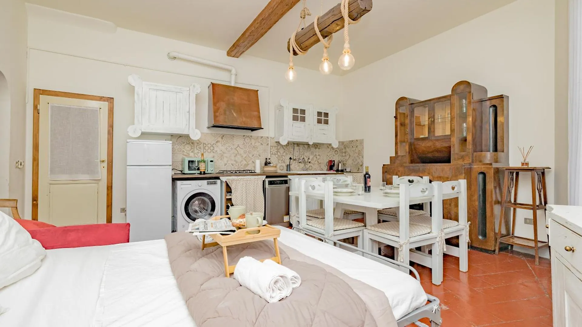 Luxury Naviglio House - 10 Min Cathedral Apartment Milan 0*,