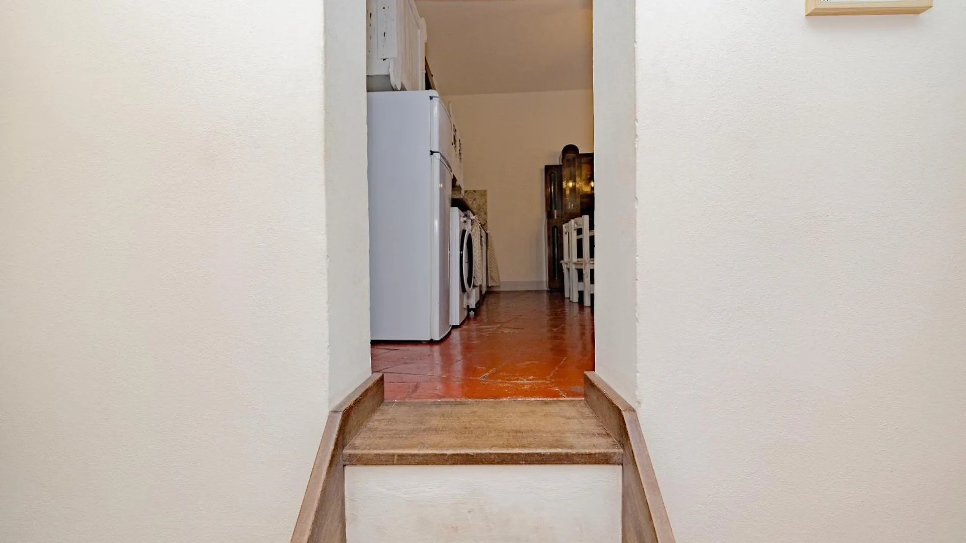 Luxury Naviglio House - 10 Min Cathedral Apartment Milan