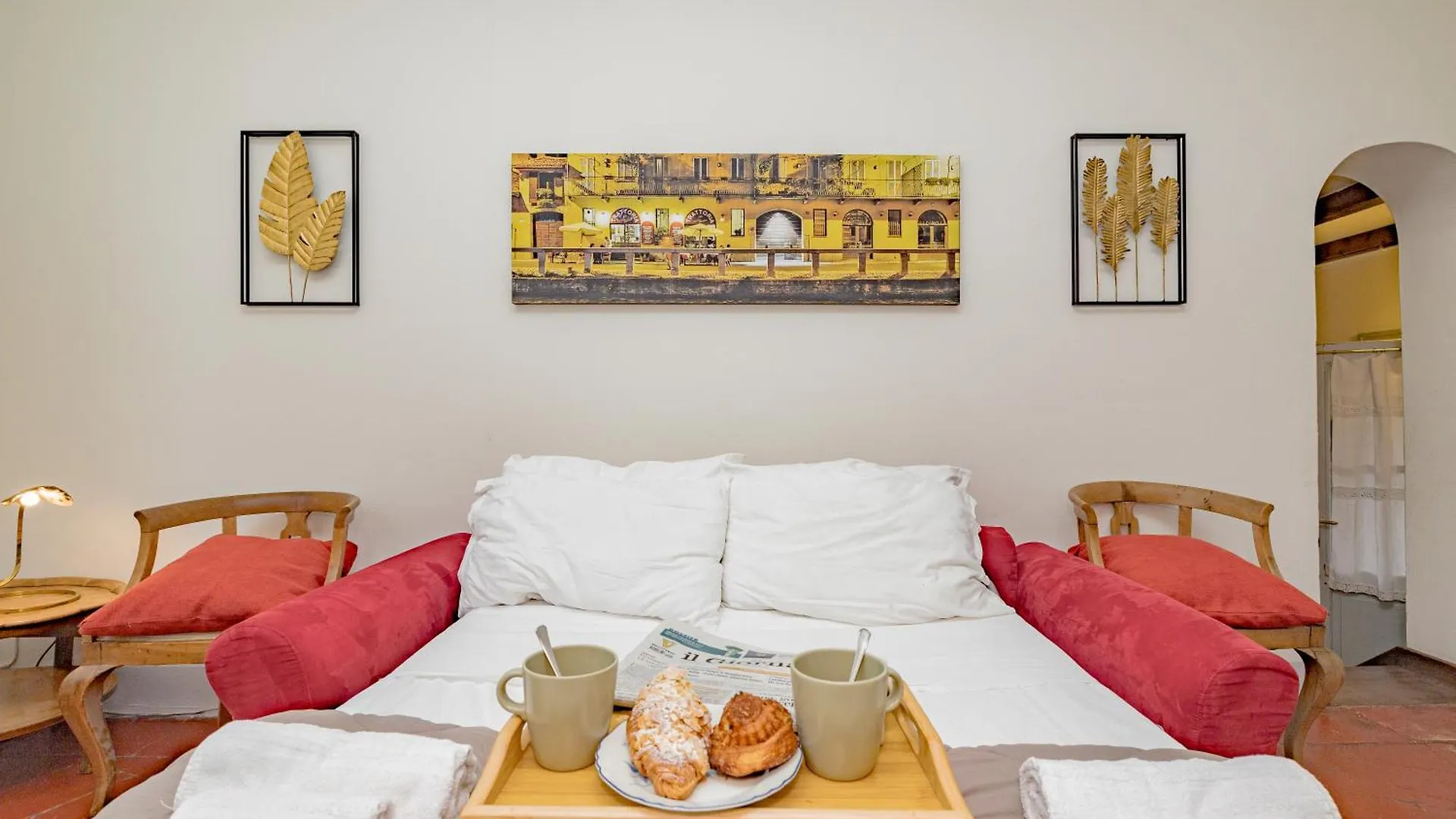 Luxury Naviglio House - 10 Min Cathedral Apartment Milan